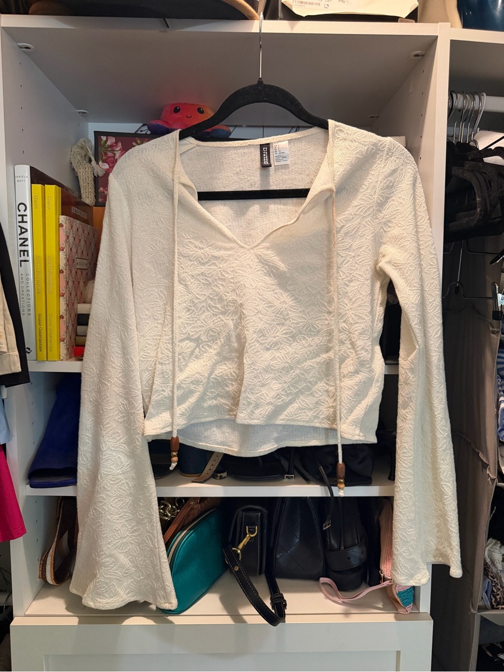 H&M Women's Cream Textured V-Neck Tie Top